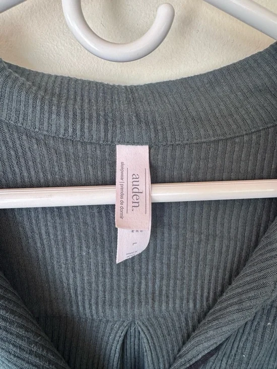 Auden Dark Green Ribbed Button-Front nightgown size large - Picture 3 of 5